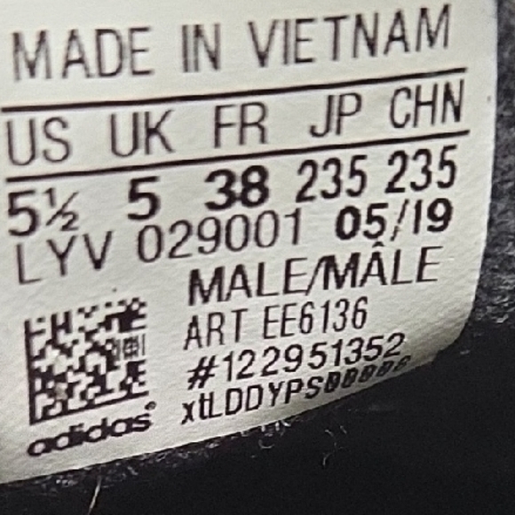 Adidas Men's Black and White Sneakers with Brown Sole - Picture 7 of 7